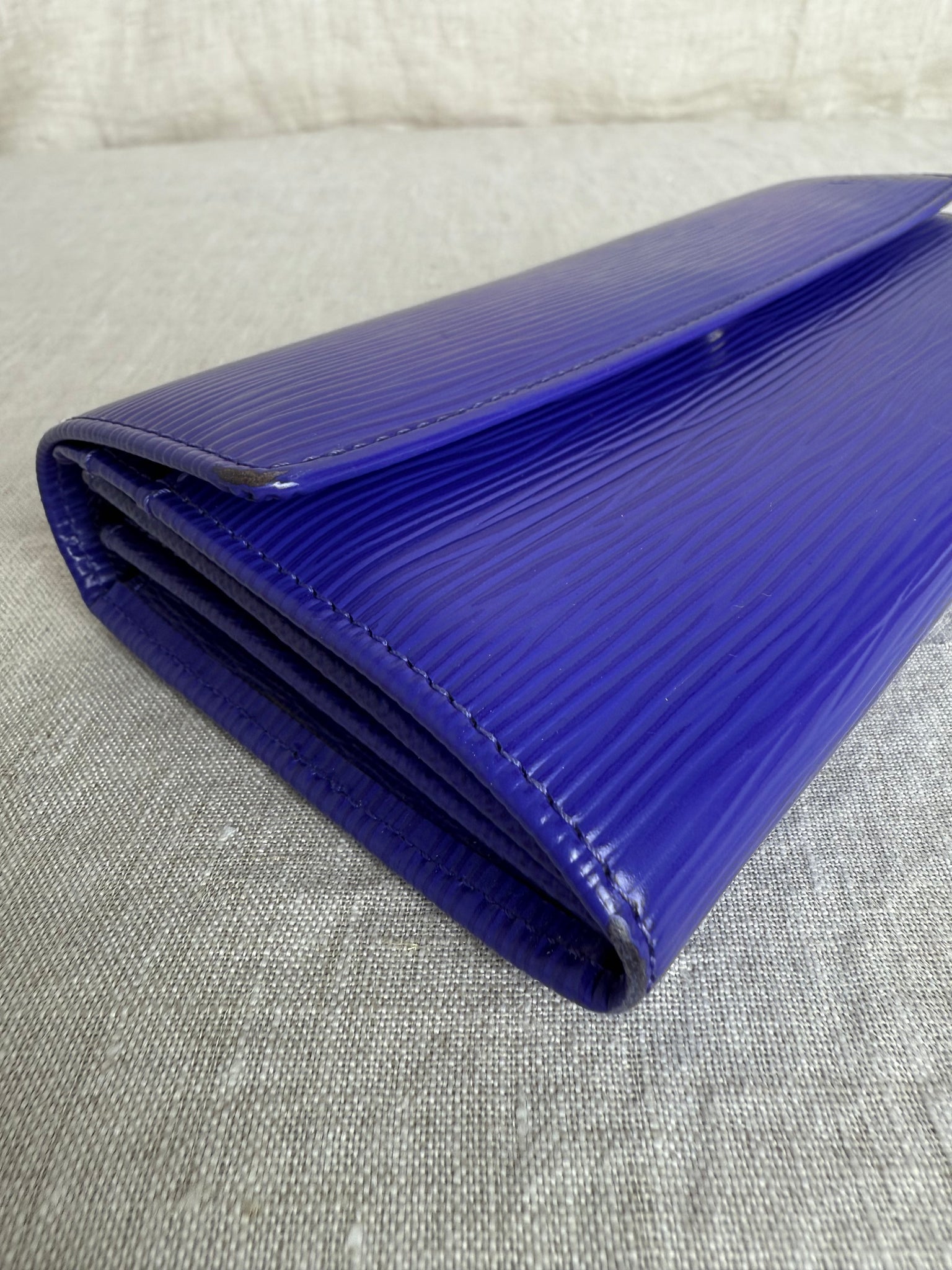 Louis Vuitton Sarah Purple Epi Leather Wallet