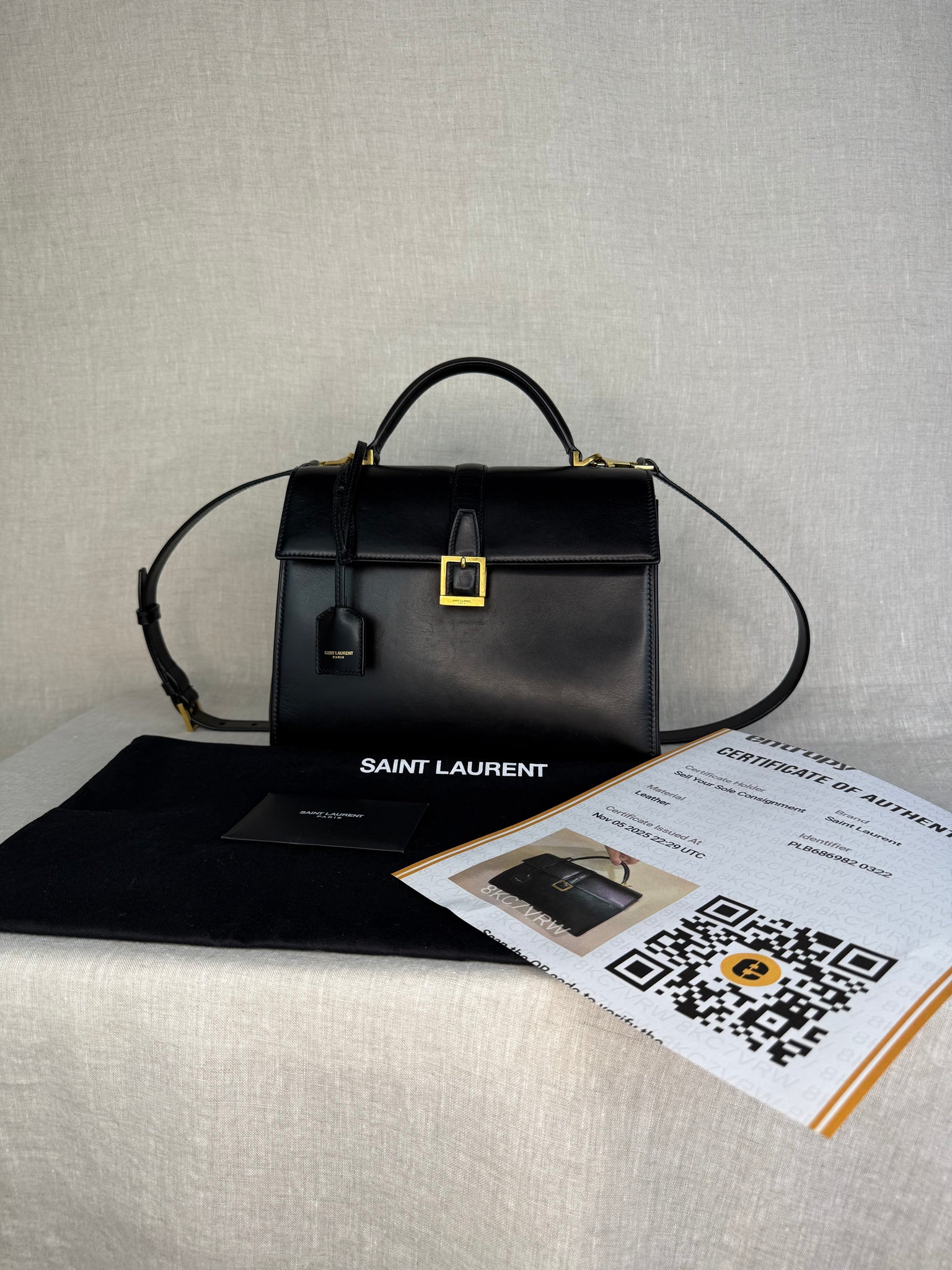 Saint Laurent Le Fermoir Top Handle Small Black