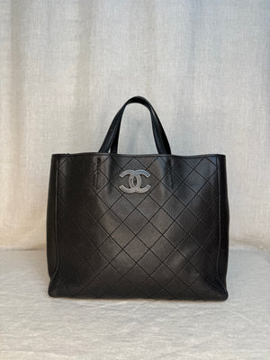 Chanel Diamond Stitched Calfskin Serial Tote