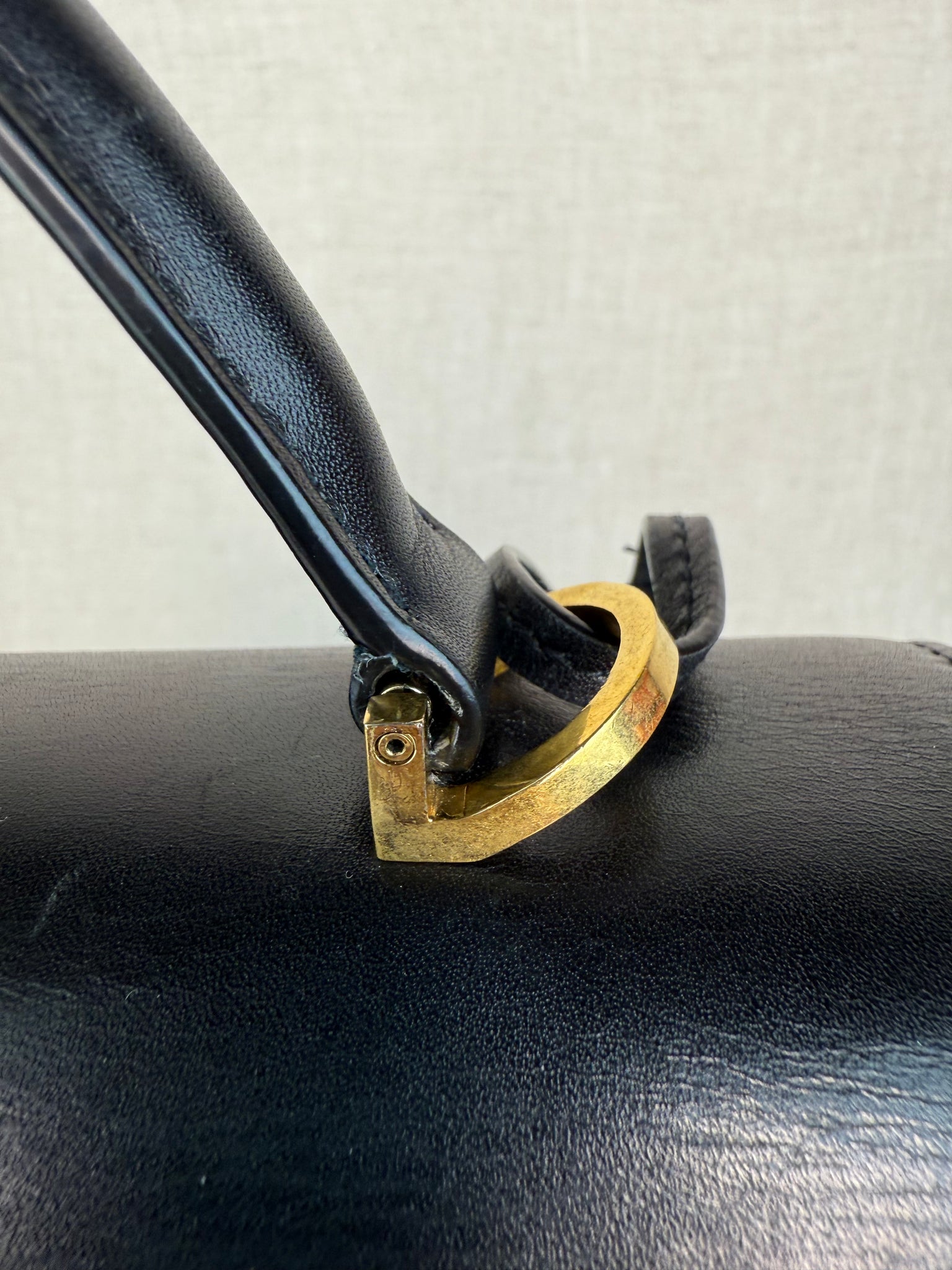 Saint Laurent Le Fermoir Top Handle Small Black