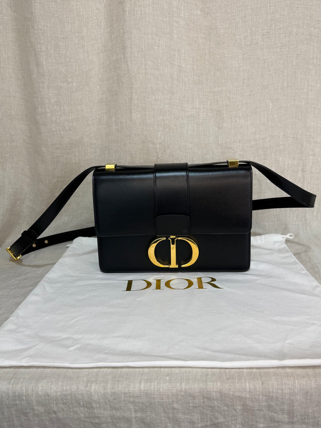 Christian Dior 30 Montaigne Medium Calfskin Black