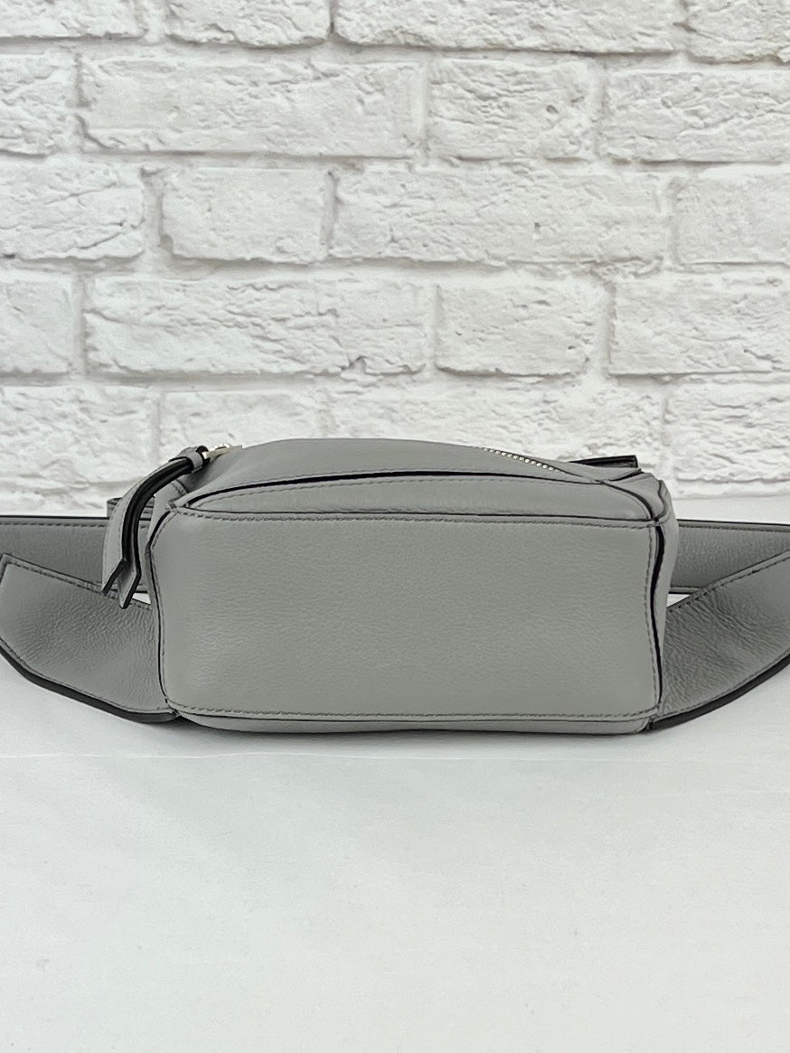 LOEWE Mini Puzzle Edge Leather Belt Bag, Grey