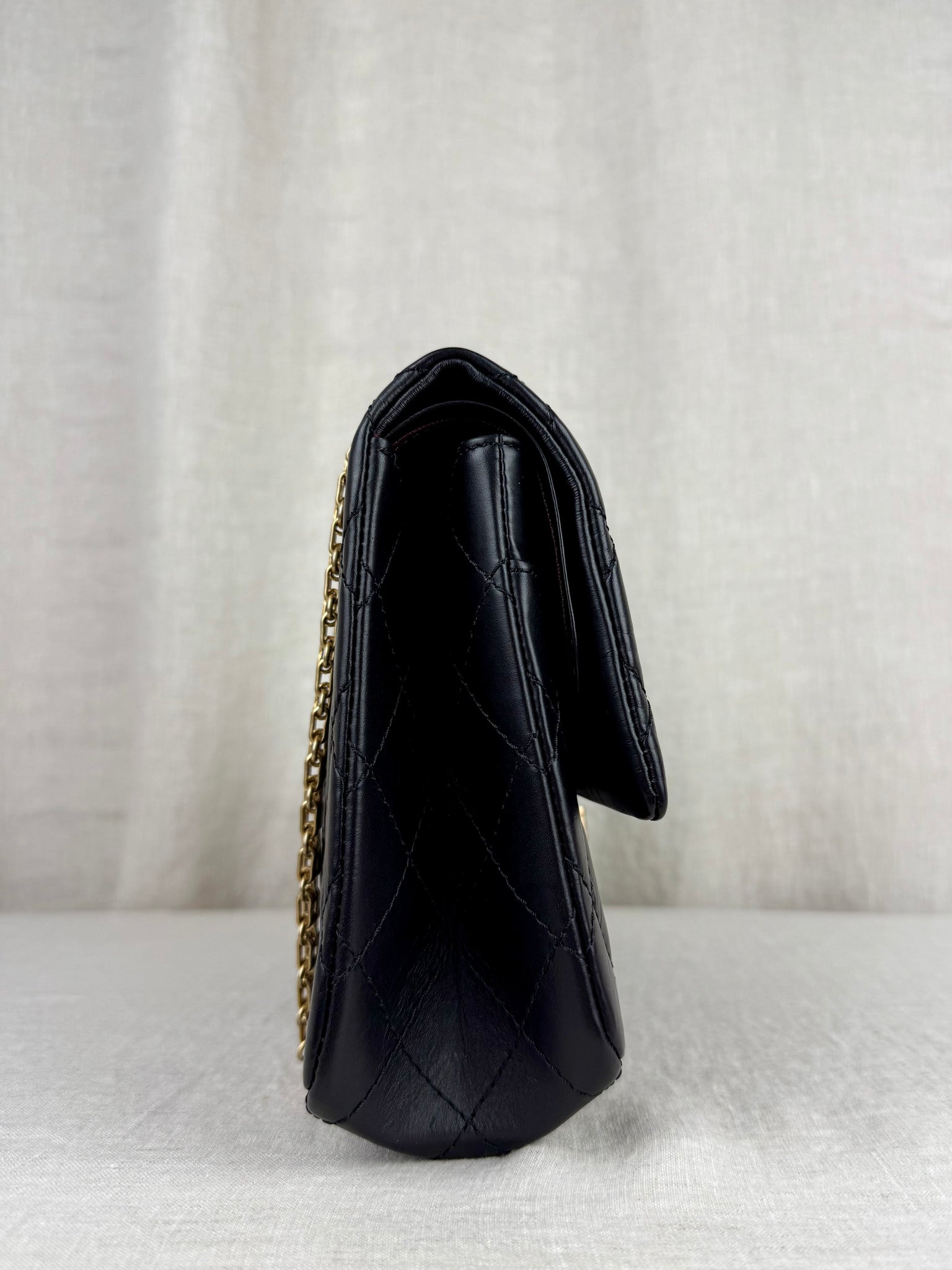 Chanel 2.55 Reissue Flap 226 Black