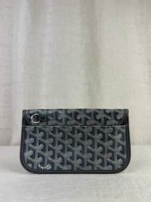 Goyard Saint-Louis PM Tote in Grey