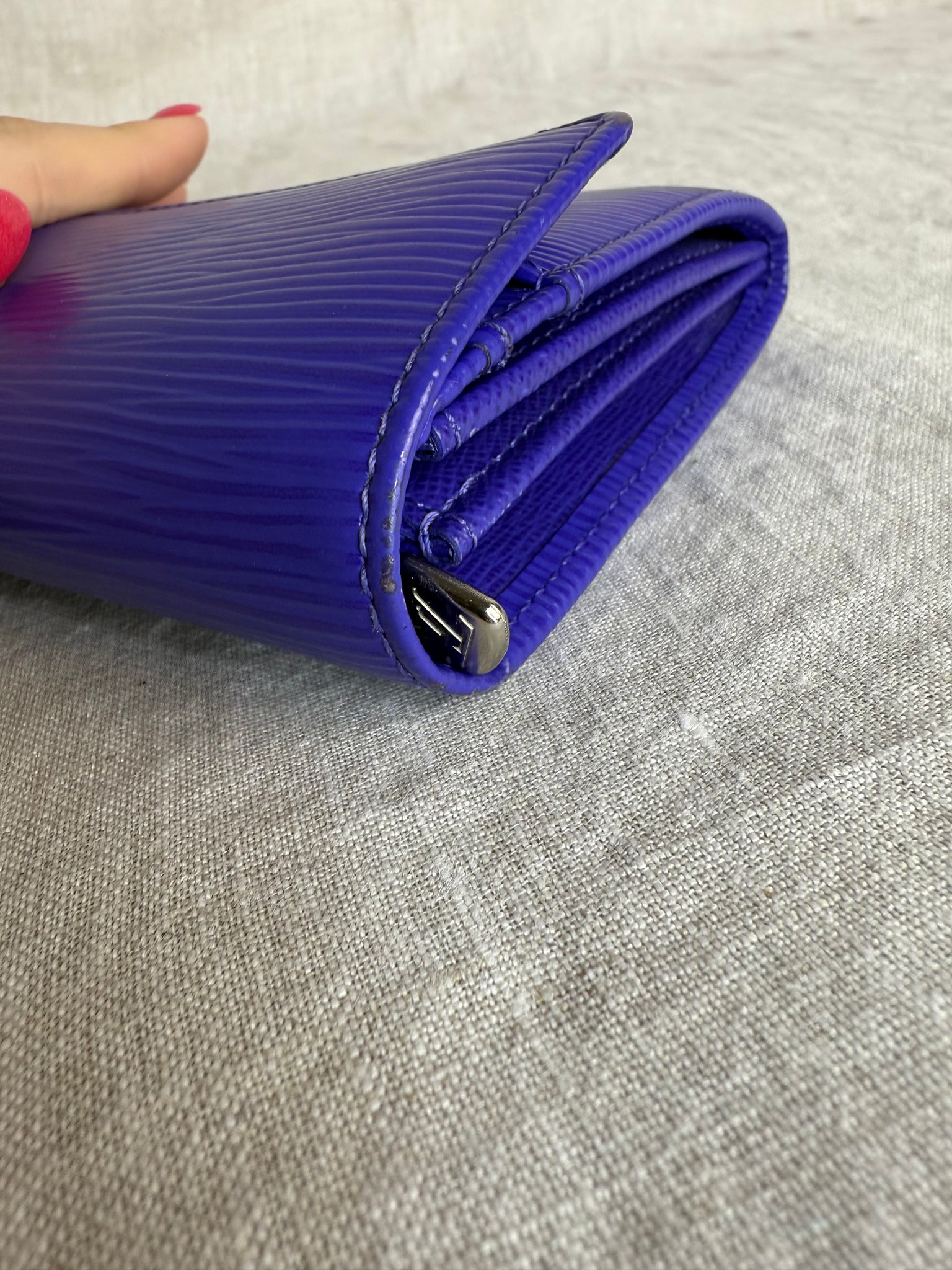Louis Vuitton Sarah Purple Epi Leather Wallet