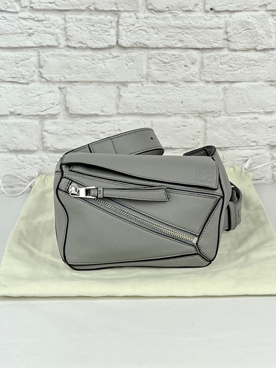 LOEWE Mini Puzzle Edge Leather Belt Bag, Grey