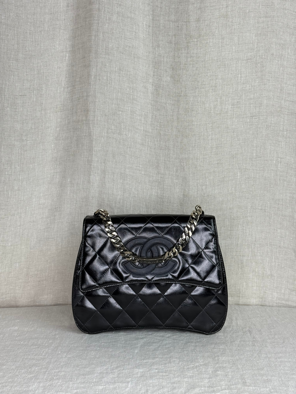 Chanel 1997 Vintage Chain Top Handle Bag