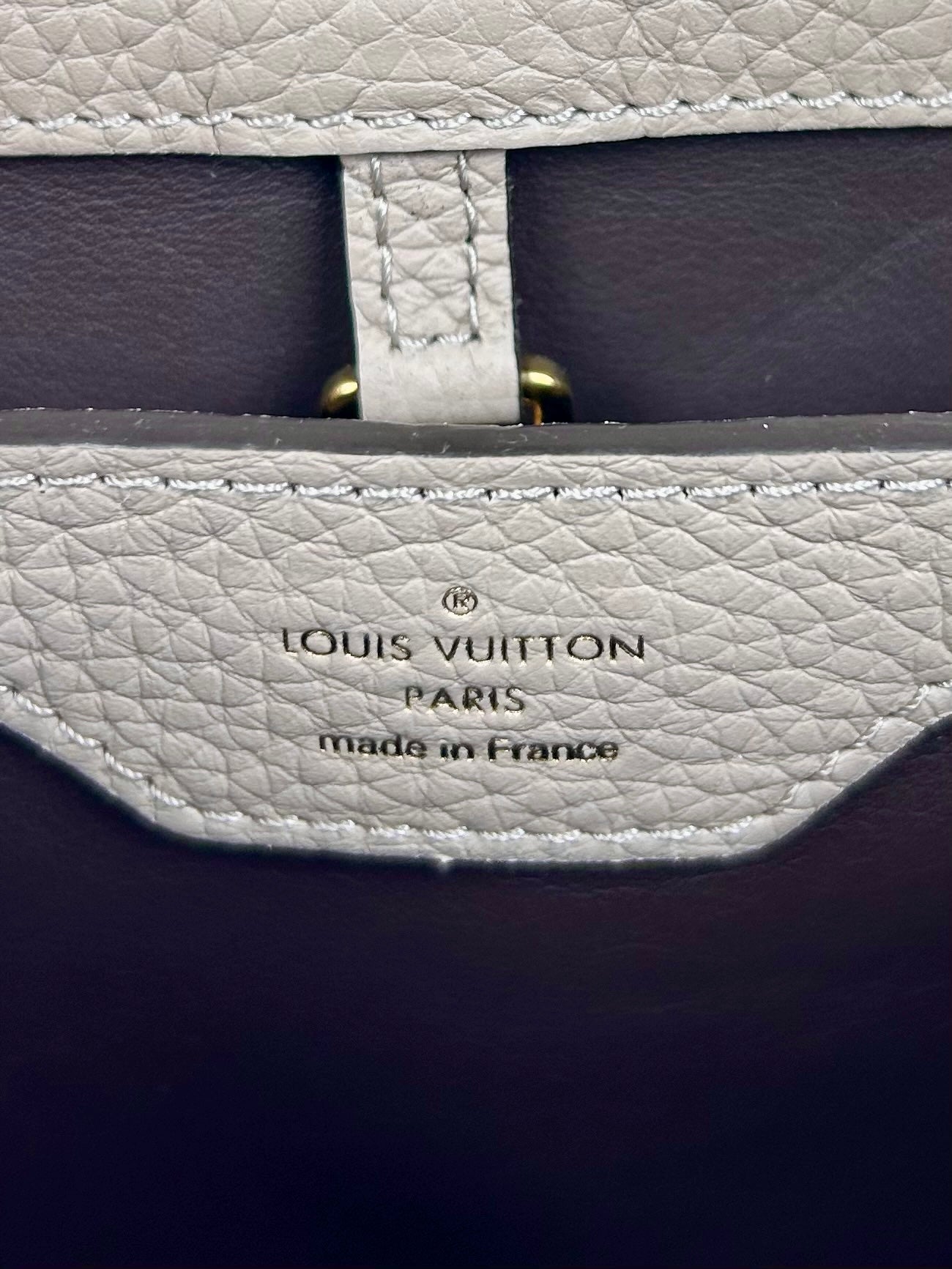 Louis Vuitton Capucines MM, Galet/Gold