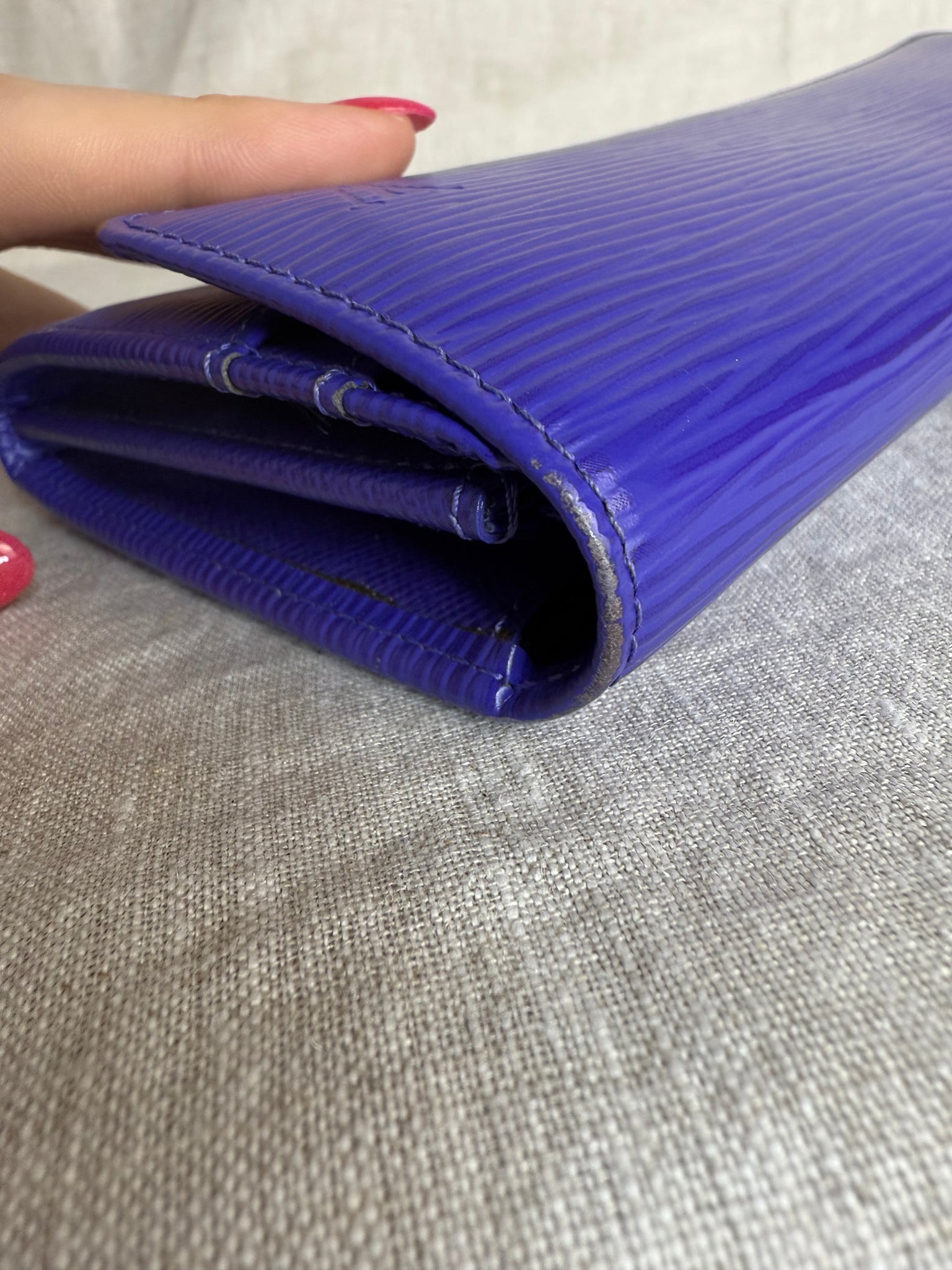 Louis Vuitton Sarah Purple Epi Leather Wallet