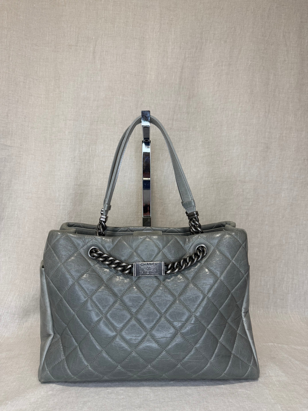 Chanel Chain Glazed Calfskin Tote 2014-2015