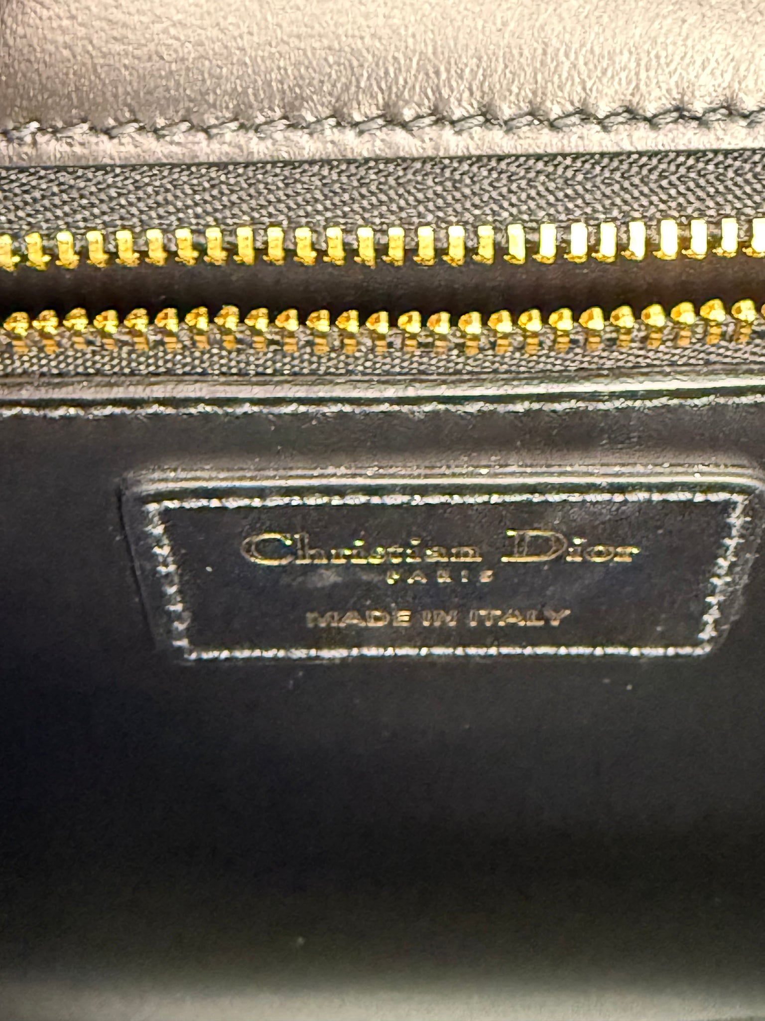 Christian Dior 30 Montaigne Medium Calfskin Black