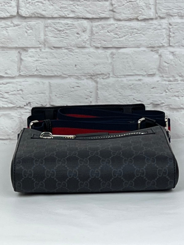 Gucci GG Supreme Cross Body Bag, Black