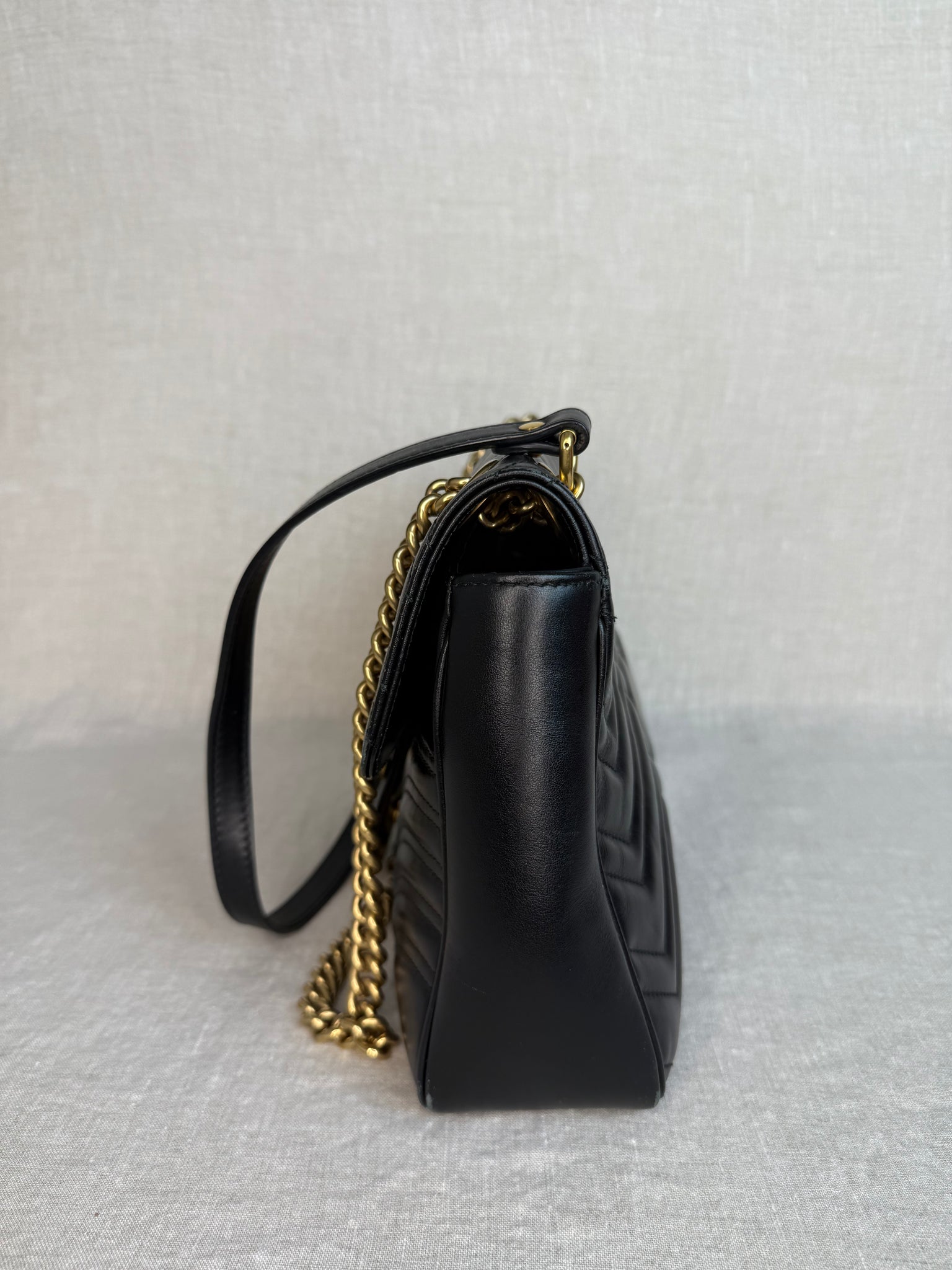 Gucci Marmont Quilted Leather Shoulder Bag