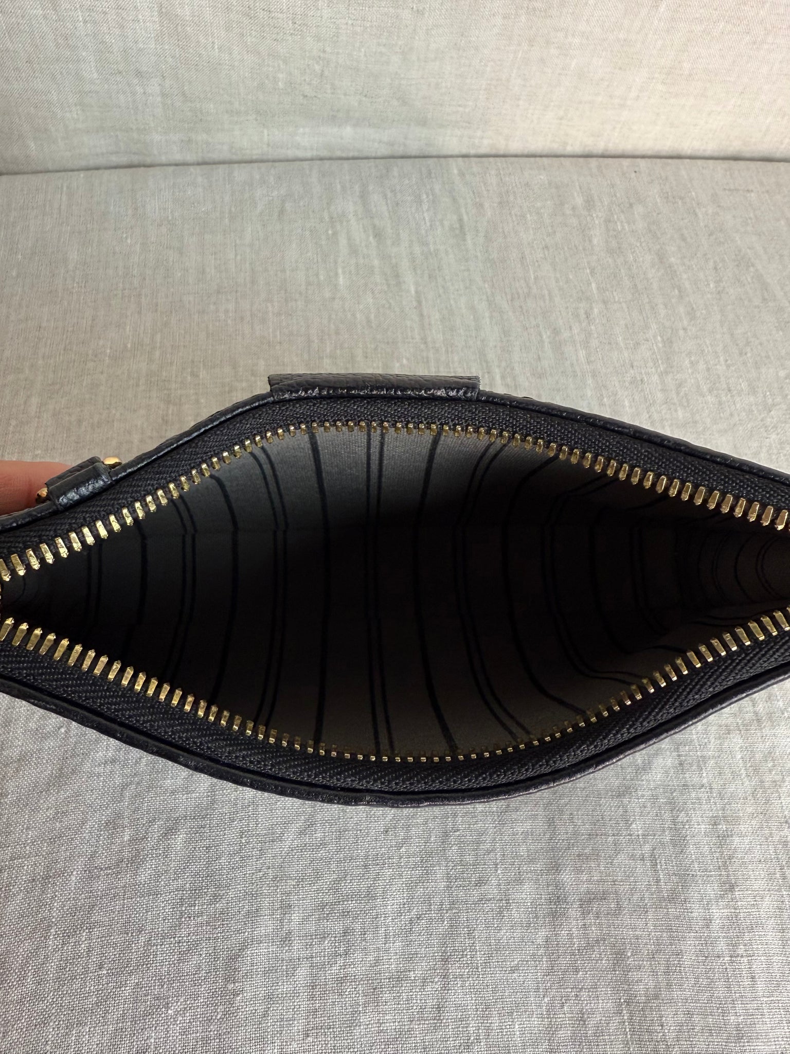 Louis Vuitton Empreinte Easy Pouch On Strap