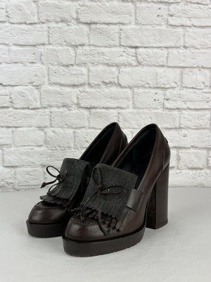 Brunello Cucinelli Monili-Kiltie Leather Loafer Pumps, Size 36.5, Brown