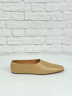 The Row Leather Ballet Flats, Size 36.5, Camel