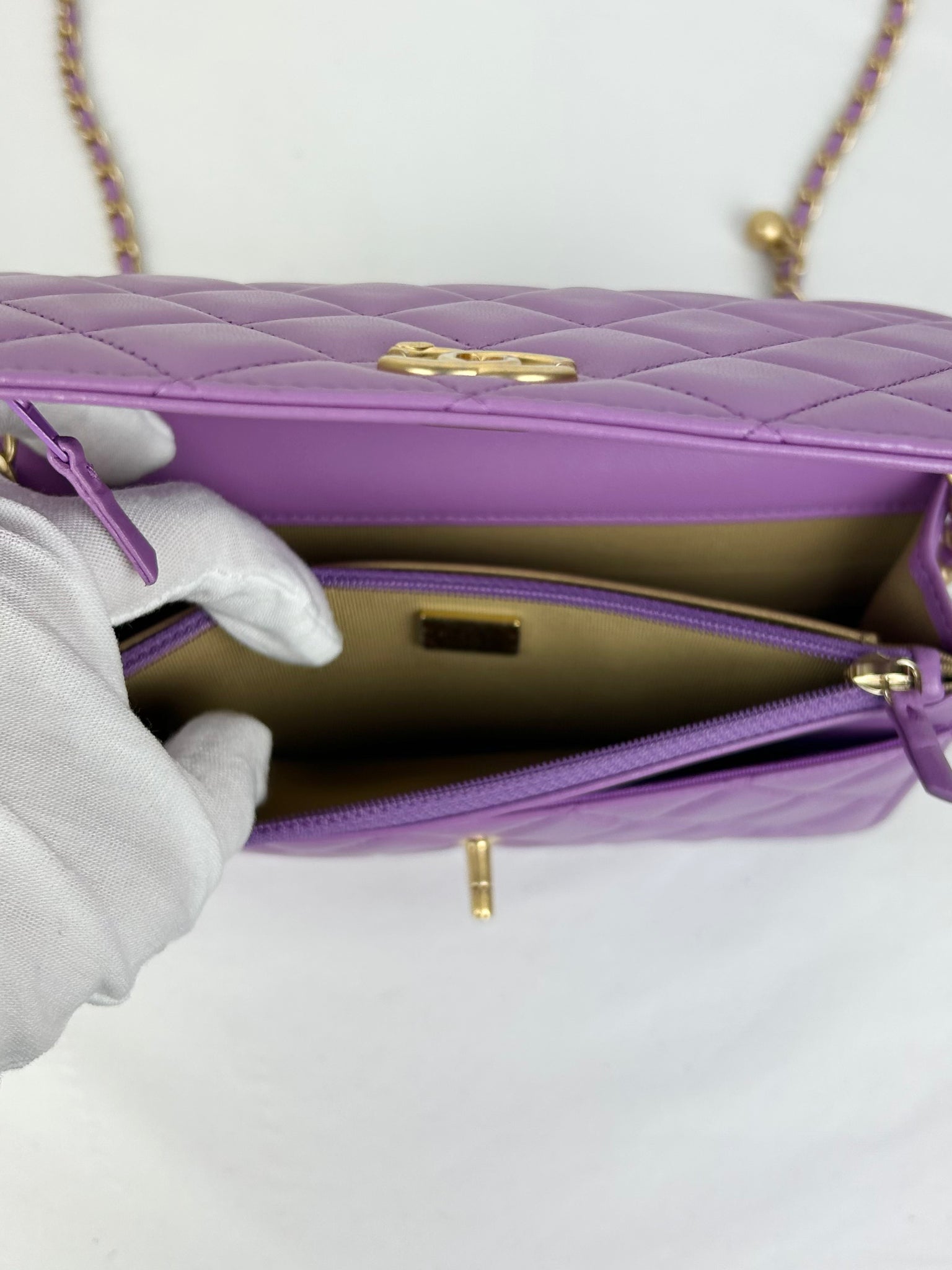 Chanel Pearl Crush Lambskin WOC, Lilac