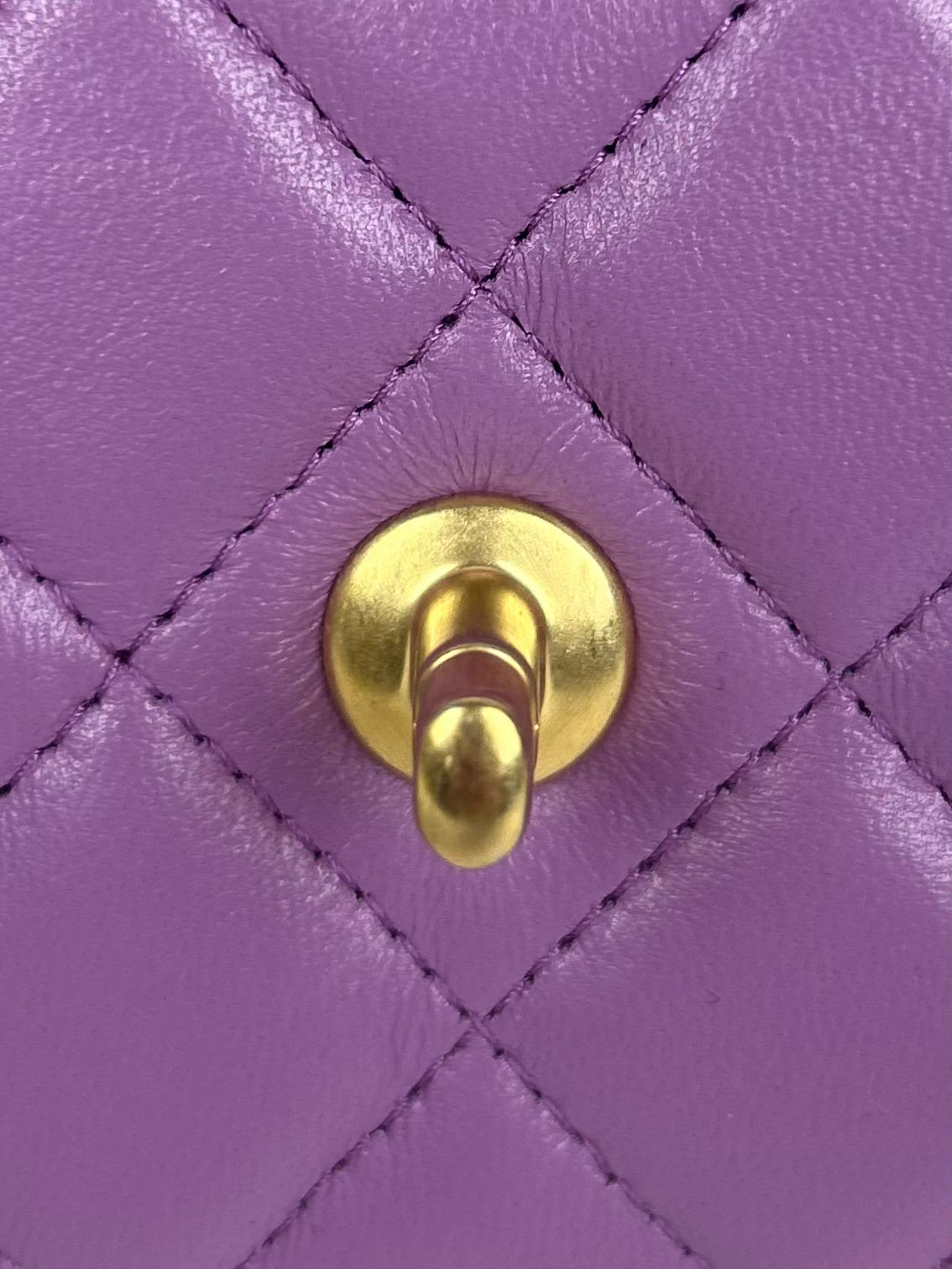 Chanel Pearl Crush Lambskin WOC, Lilac