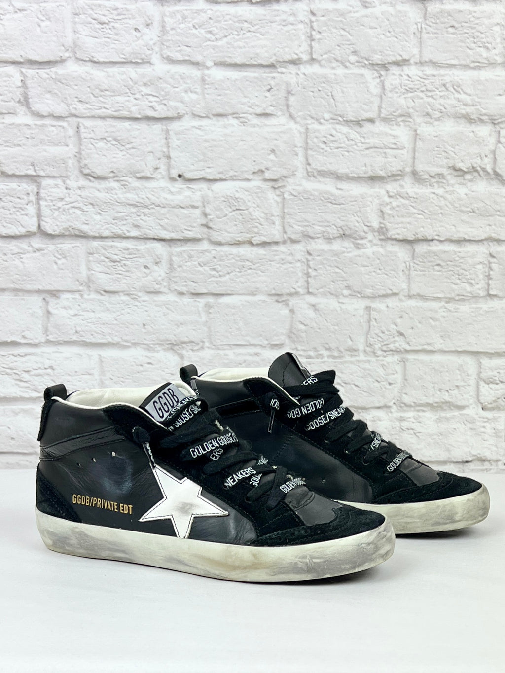 Golden Goose, Mid Star in Suede and Leather, Black, Size 7