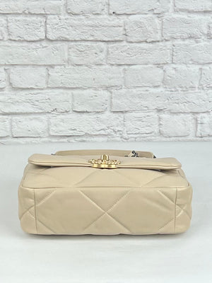 CHANEL Goatskin Quilted Medium Chanel 19 Flap, NEW IN BOX, Biege